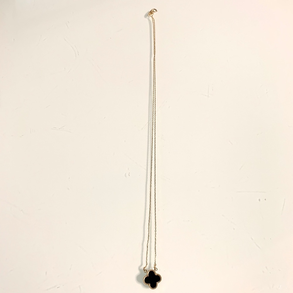 ALEXA AND TORI 14 Karat Gold Necklace